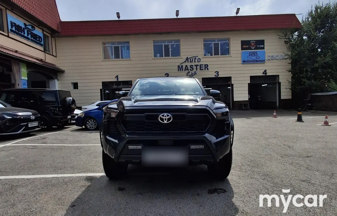 Toyota Tacoma 2024