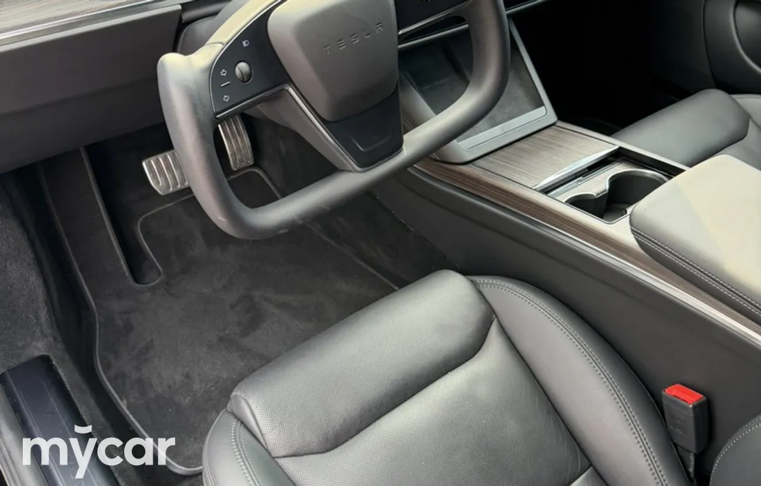 Tesla Model S 2021