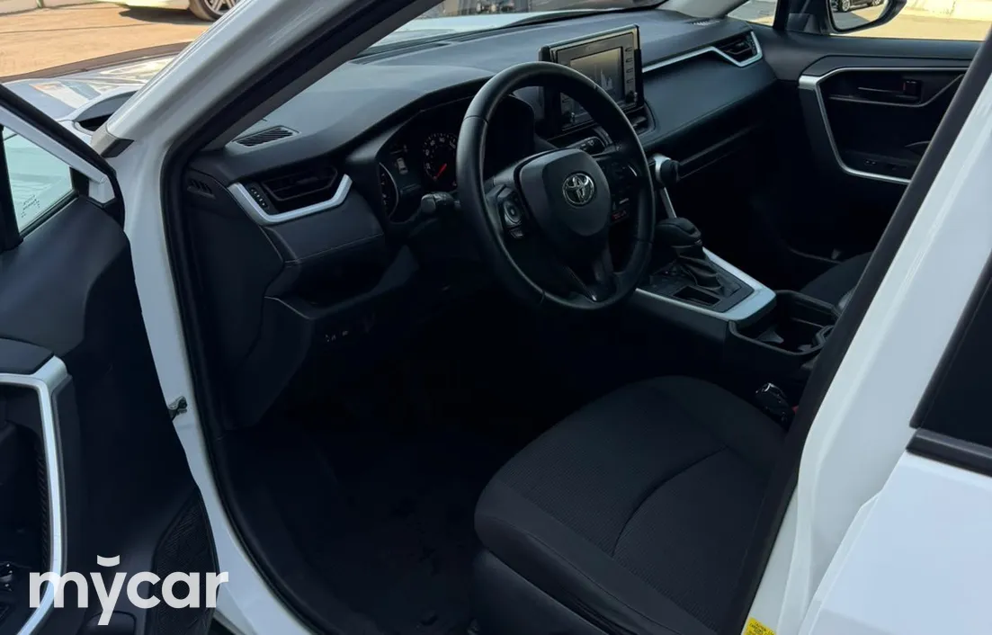 Toyota RAV4 2021