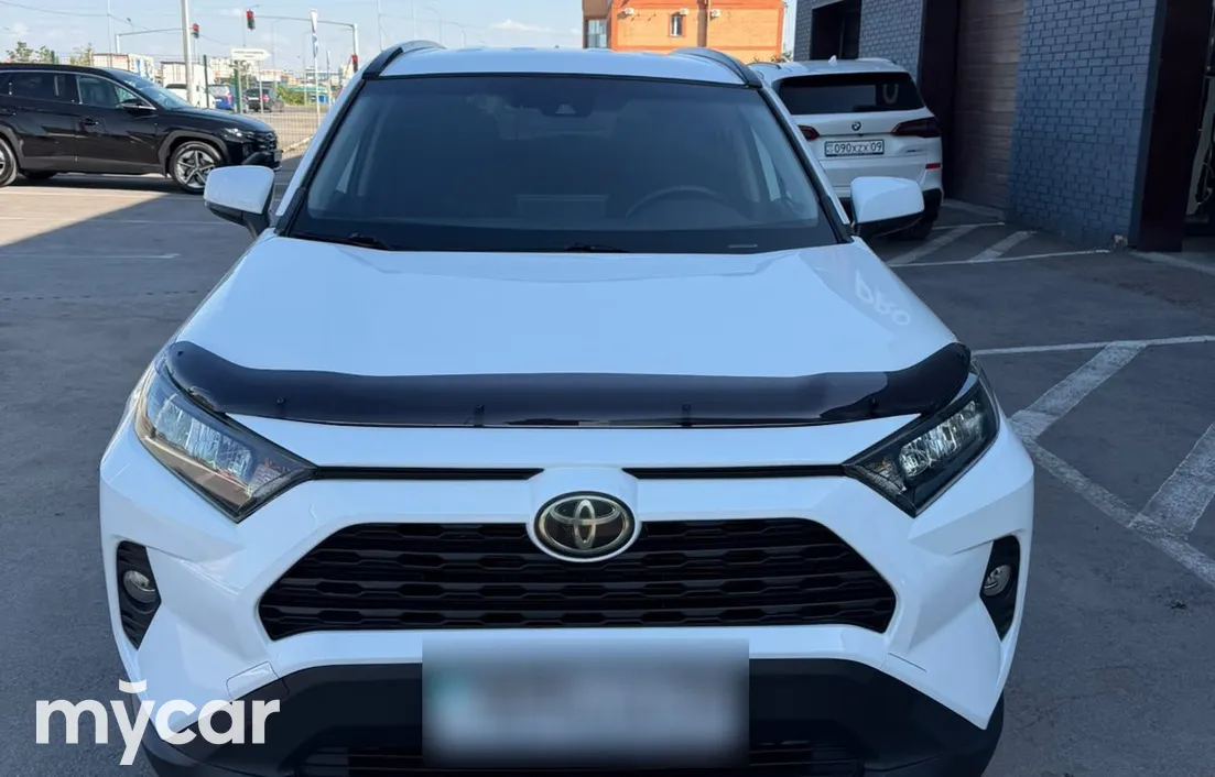 Toyota RAV4 2021