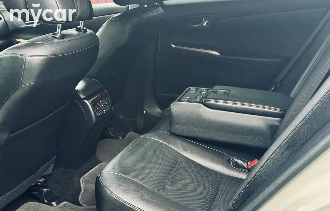 Toyota Camry 2016