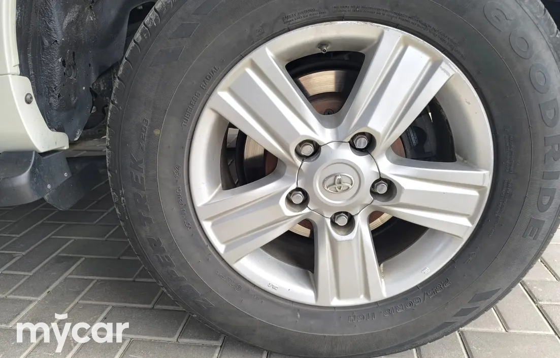 Toyota Land Cruiser 2014