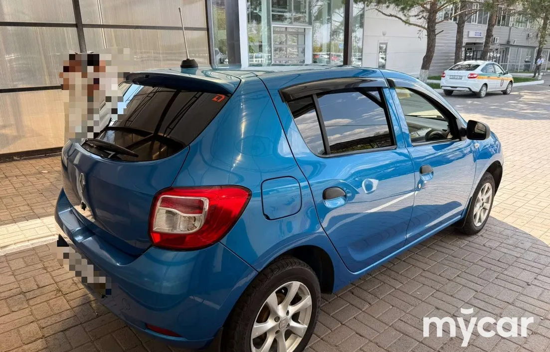 Renault Sandero 2015