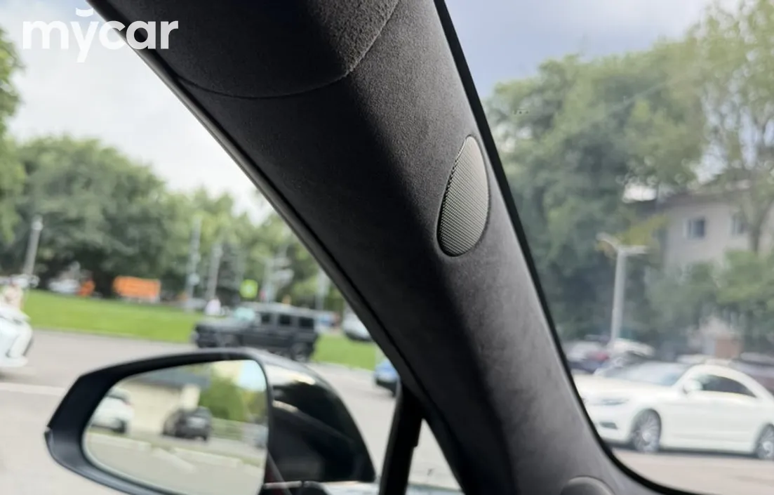 Tesla Model S 2021