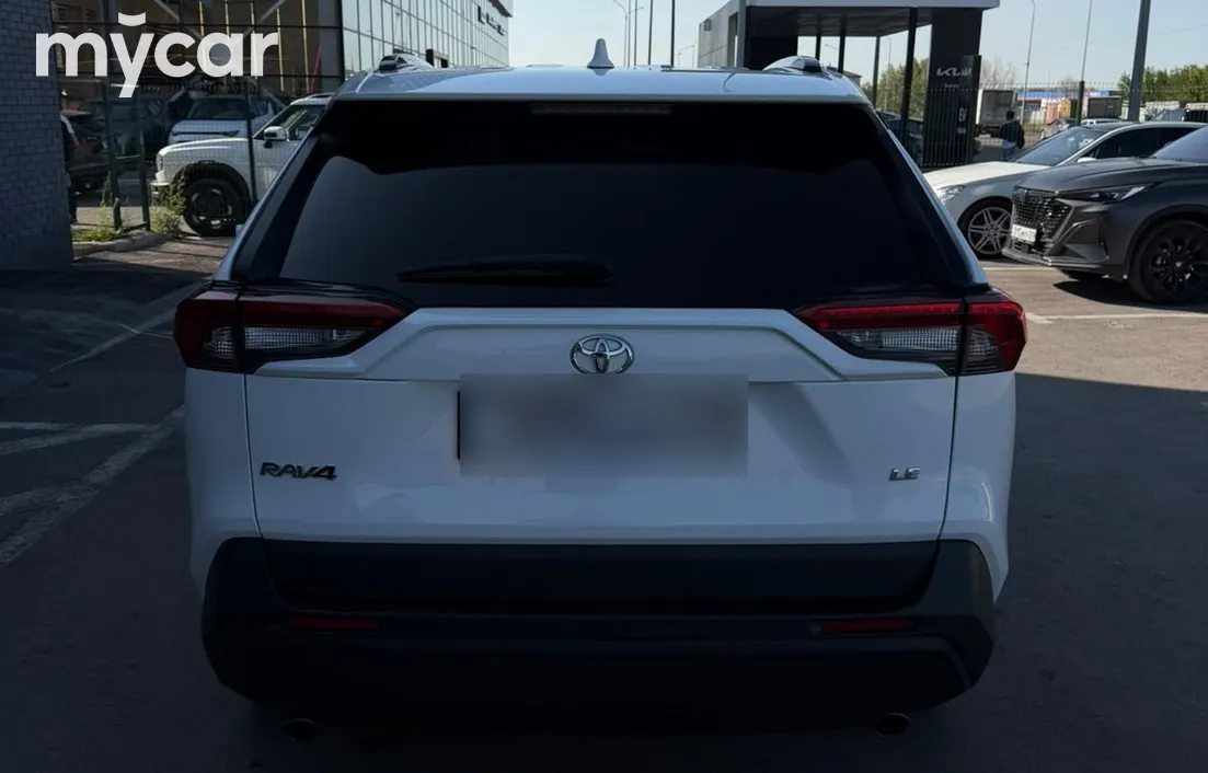 Toyota RAV4 2021