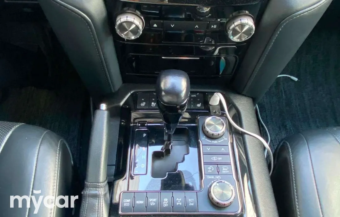 Toyota Land Cruiser 2019