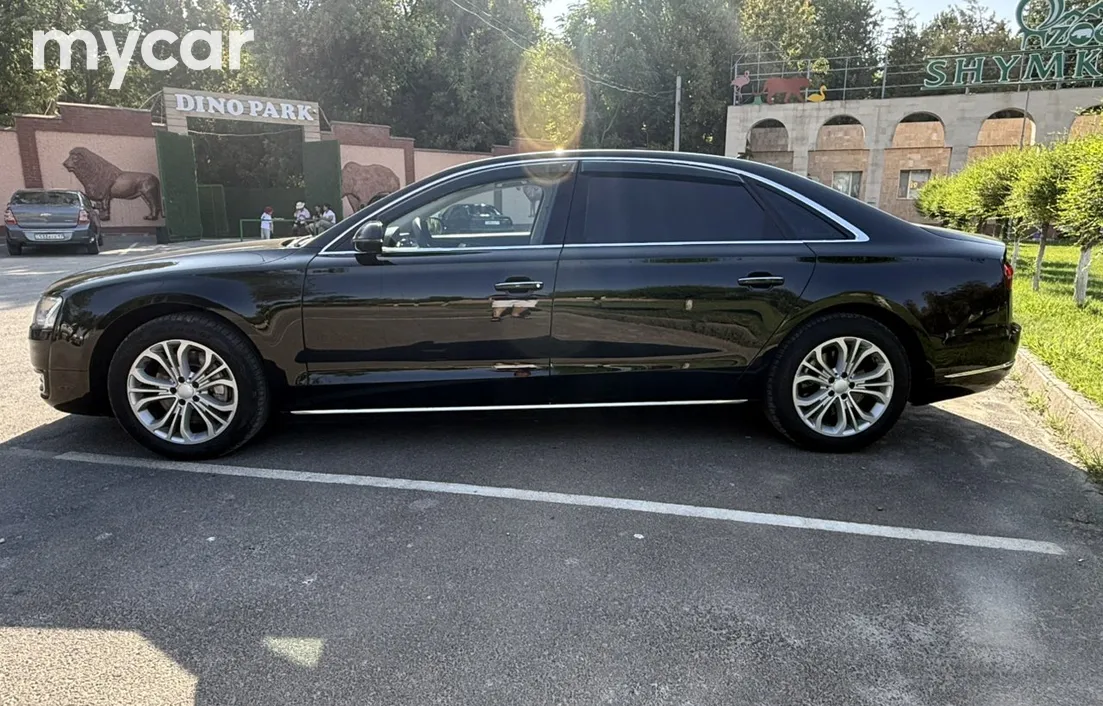 Audi A8 2016