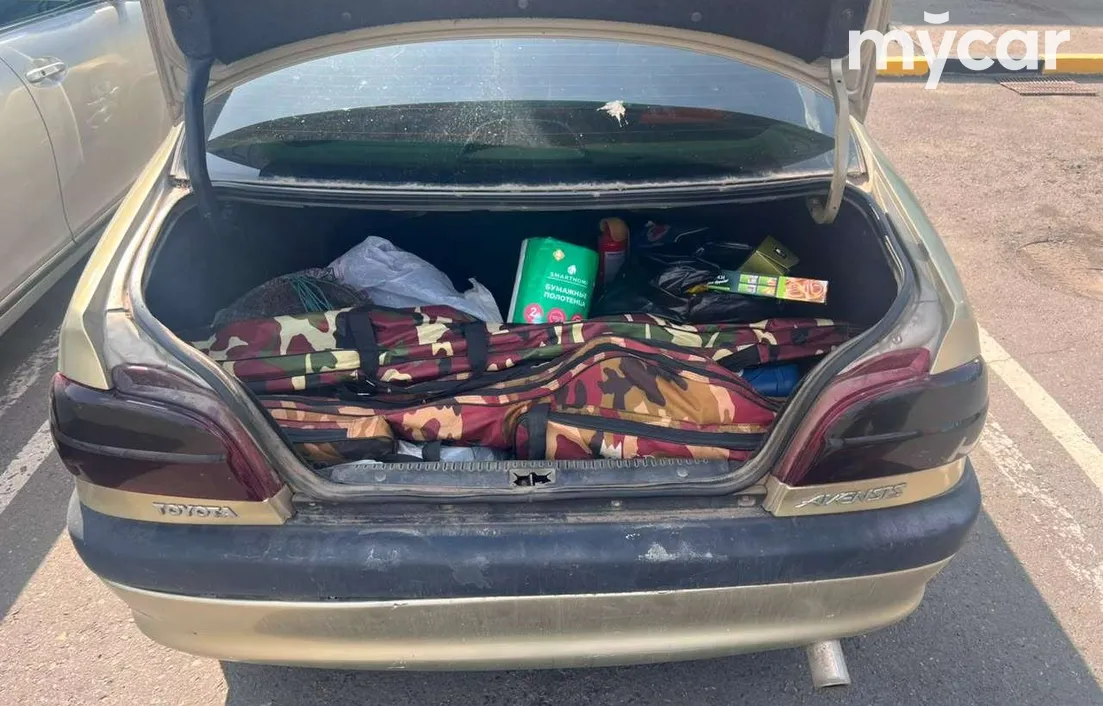 Toyota Avensis 2001