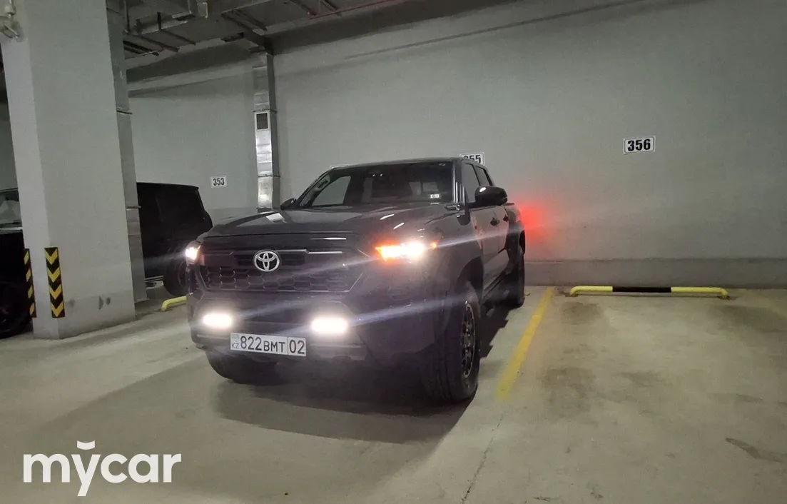 Toyota Tacoma 2024