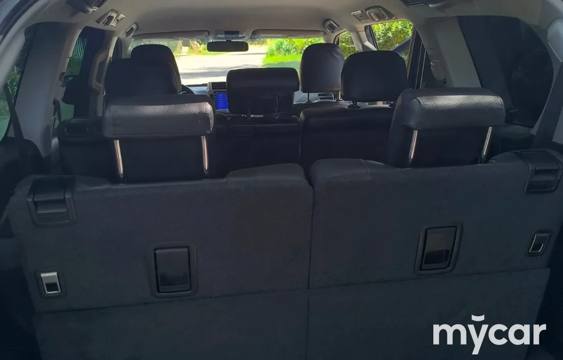 Toyota Land Cruiser Prado 2013