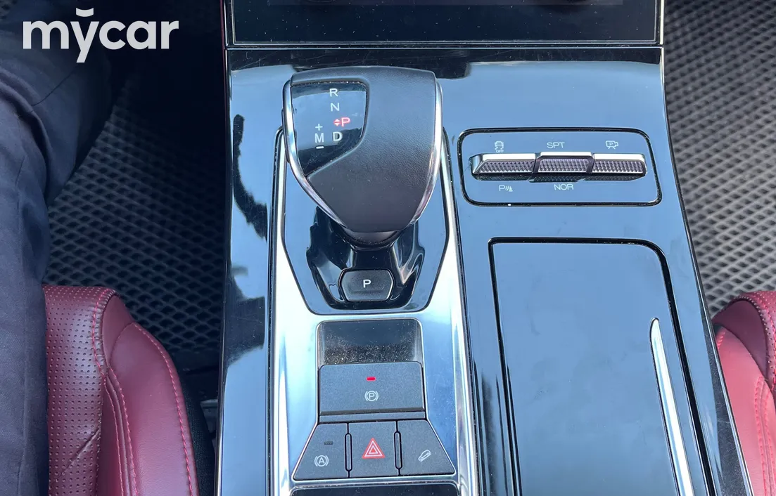 Jetour X70 plus 2023