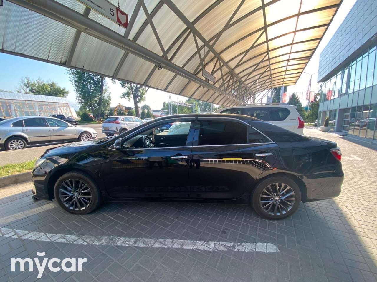 Toyota Camry 2015
