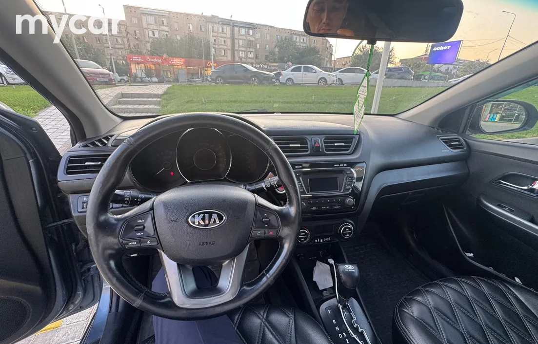 Kia Rio 2013