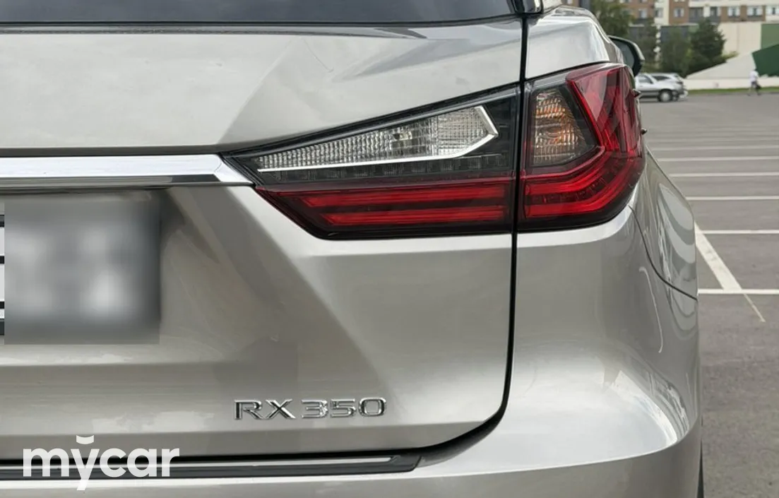 Lexus RX 2022