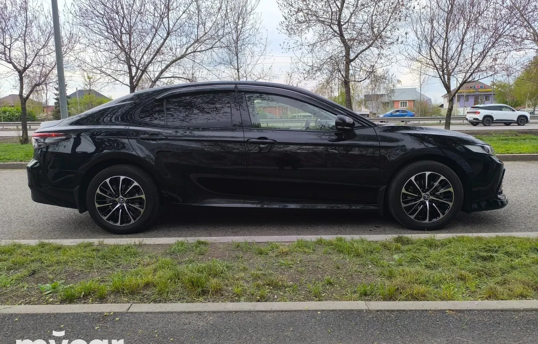 Toyota Camry 2023