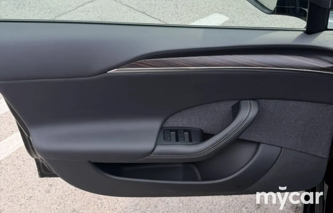 Tesla Model S 2021
