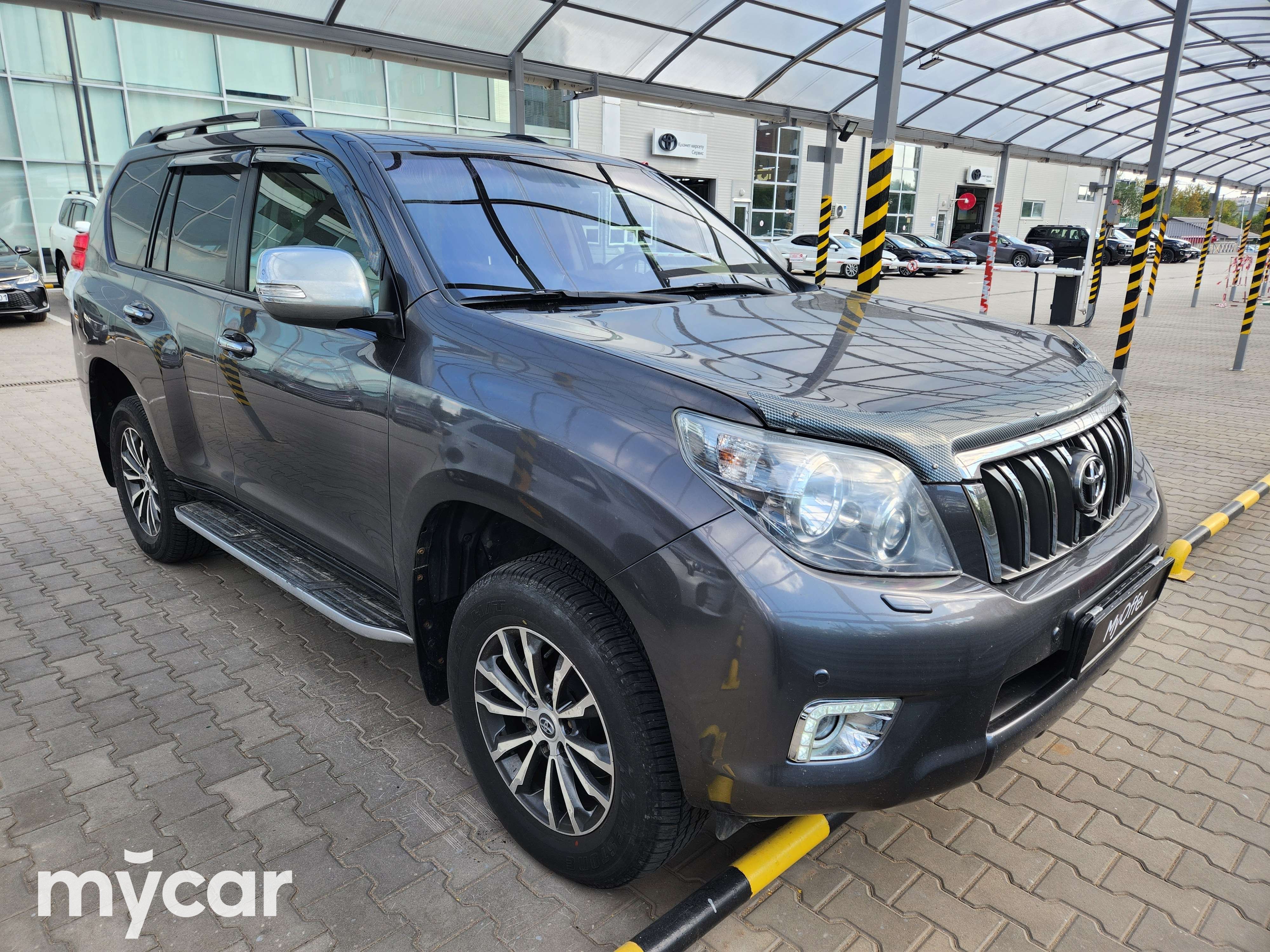 Toyota Land Cruiser Prado 2013