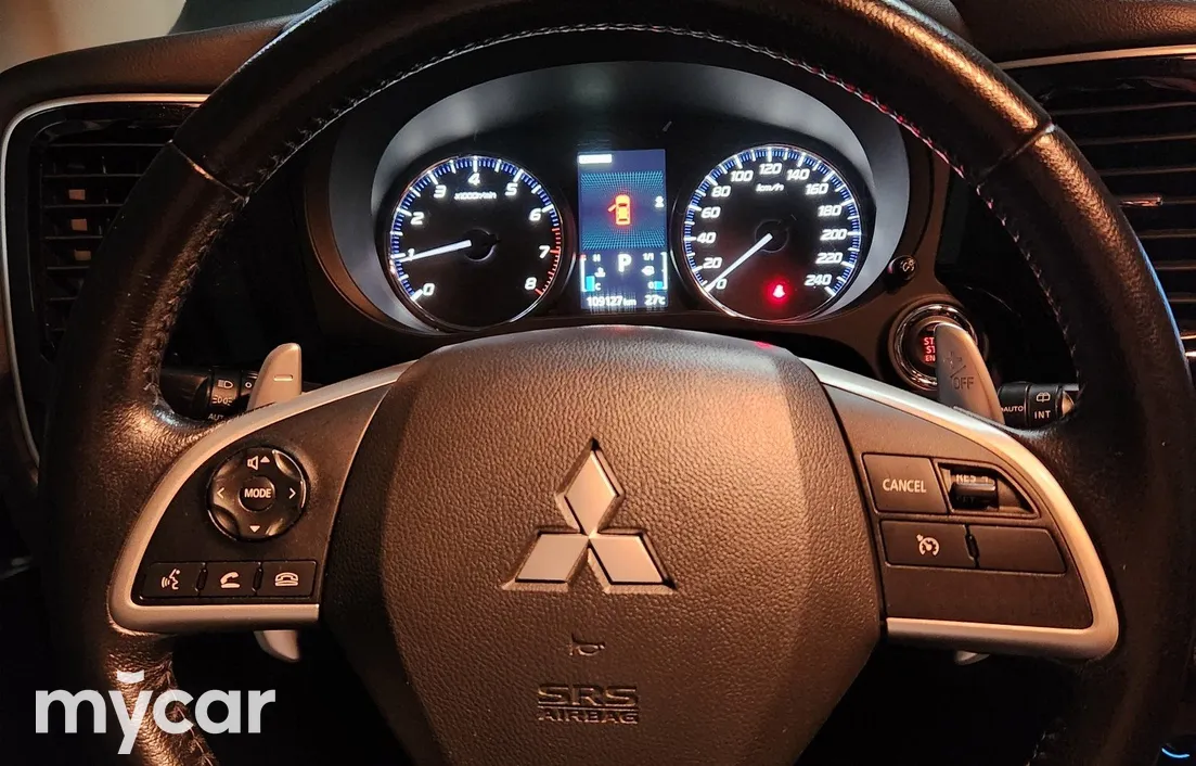 Mitsubishi Outlander 2014