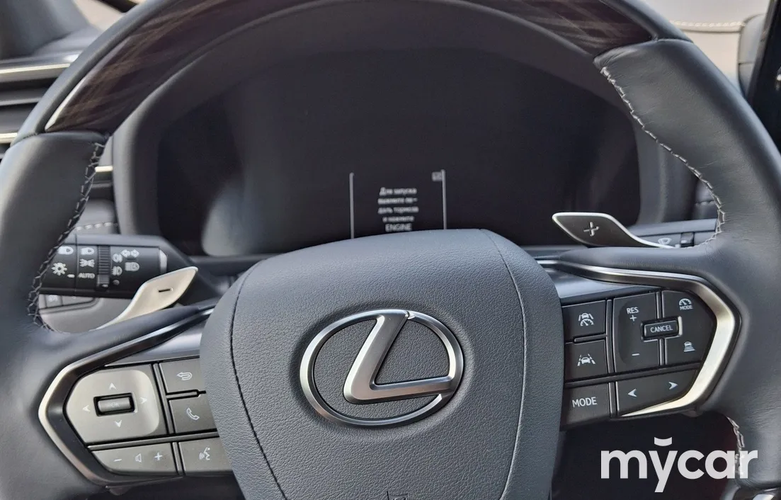 Lexus LX 2025