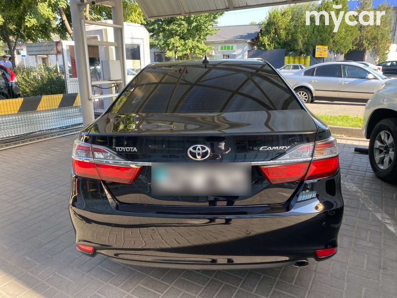 Toyota Camry 2015