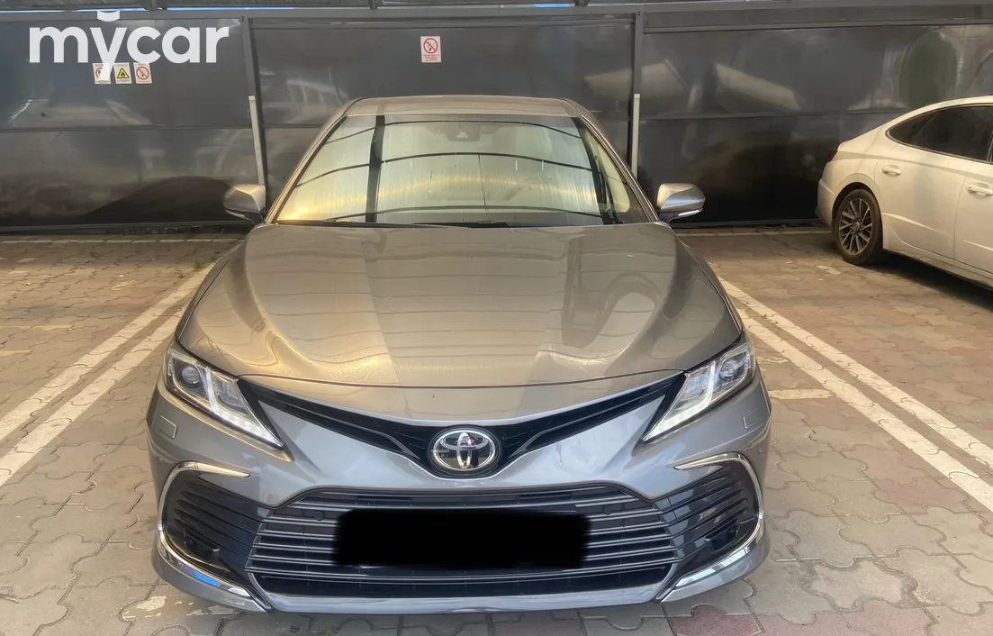 Toyota Camry 2023