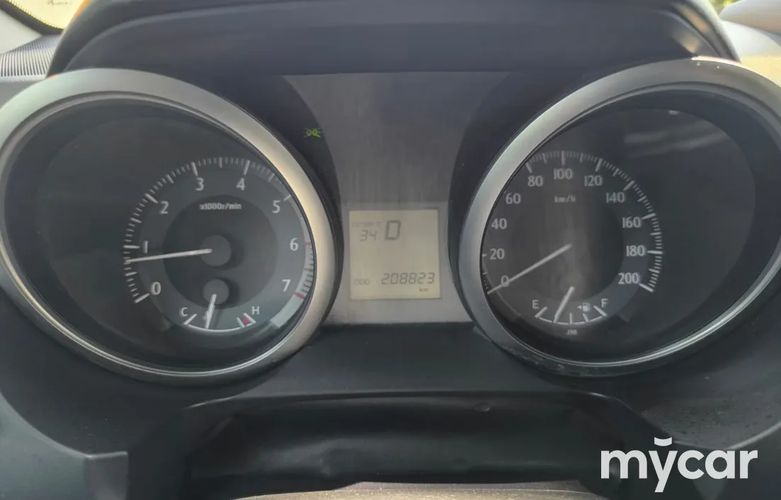 Toyota Land Cruiser Prado 2013