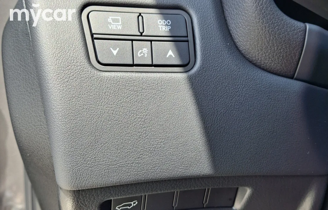 Lexus LX 2025