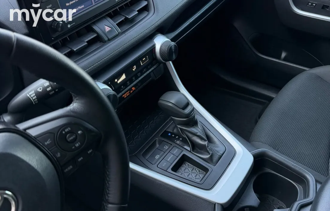 Toyota RAV4 2021