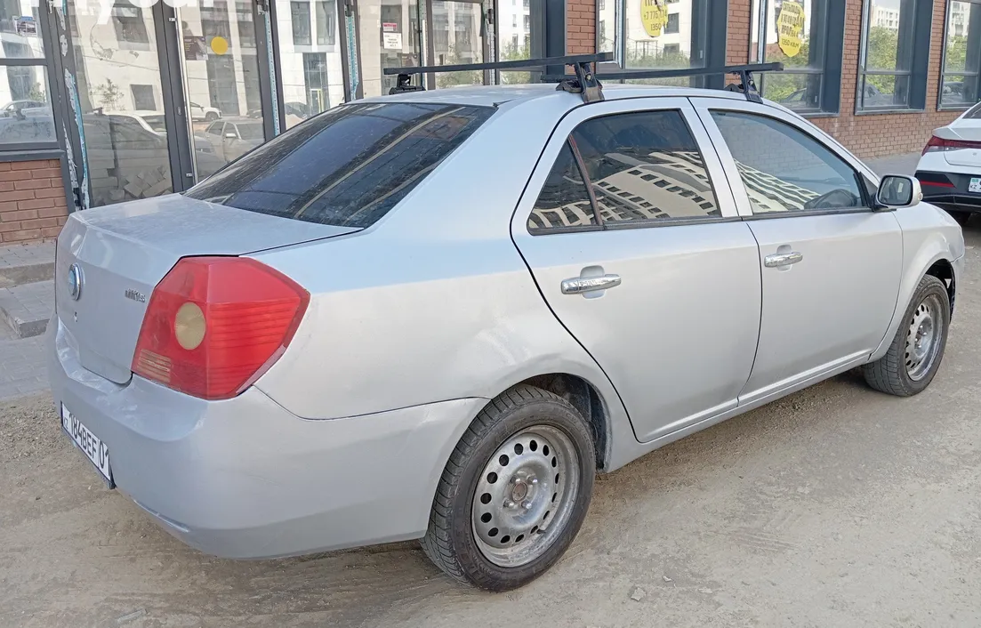 Geely MK 2013