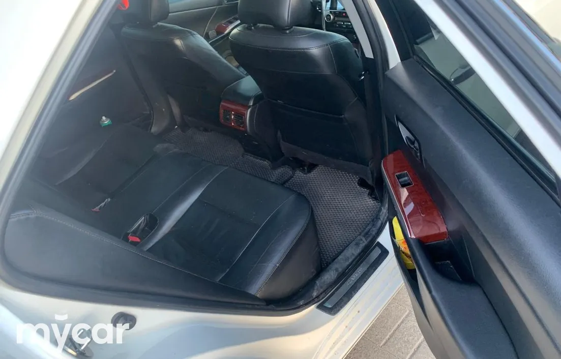 Toyota Camry 2013