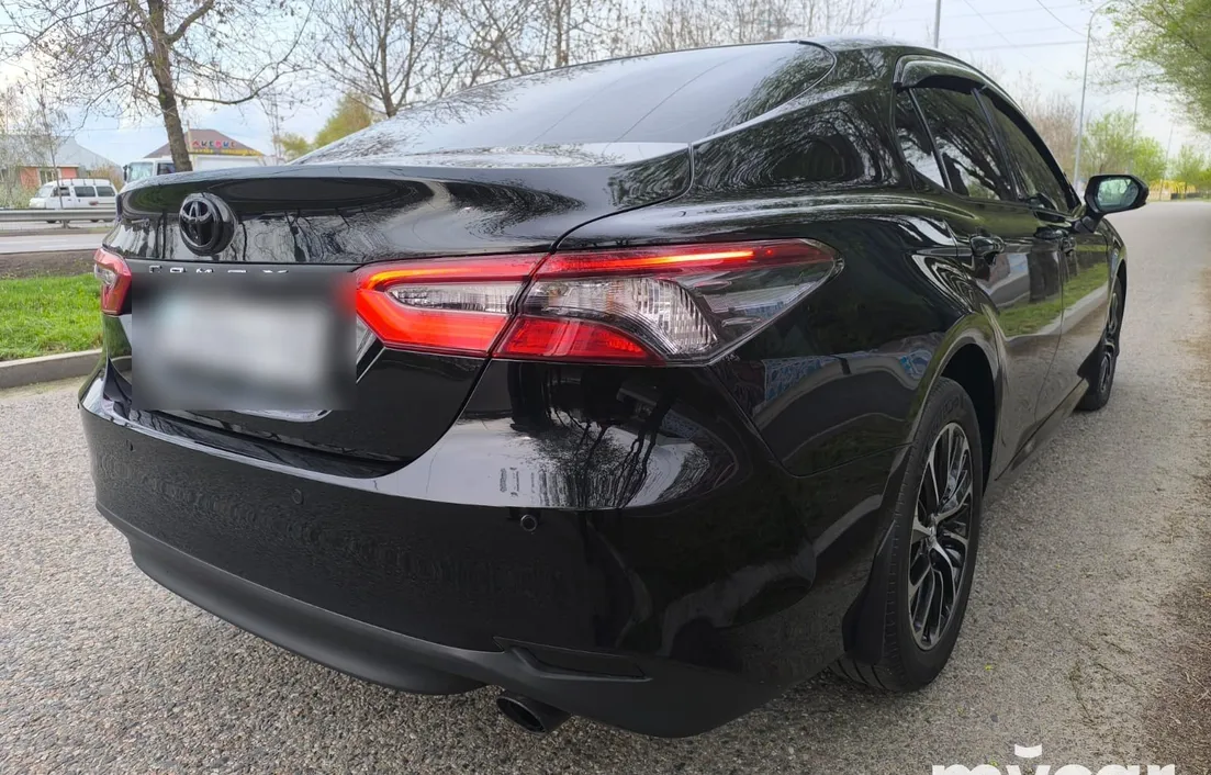 Toyota Camry 2023