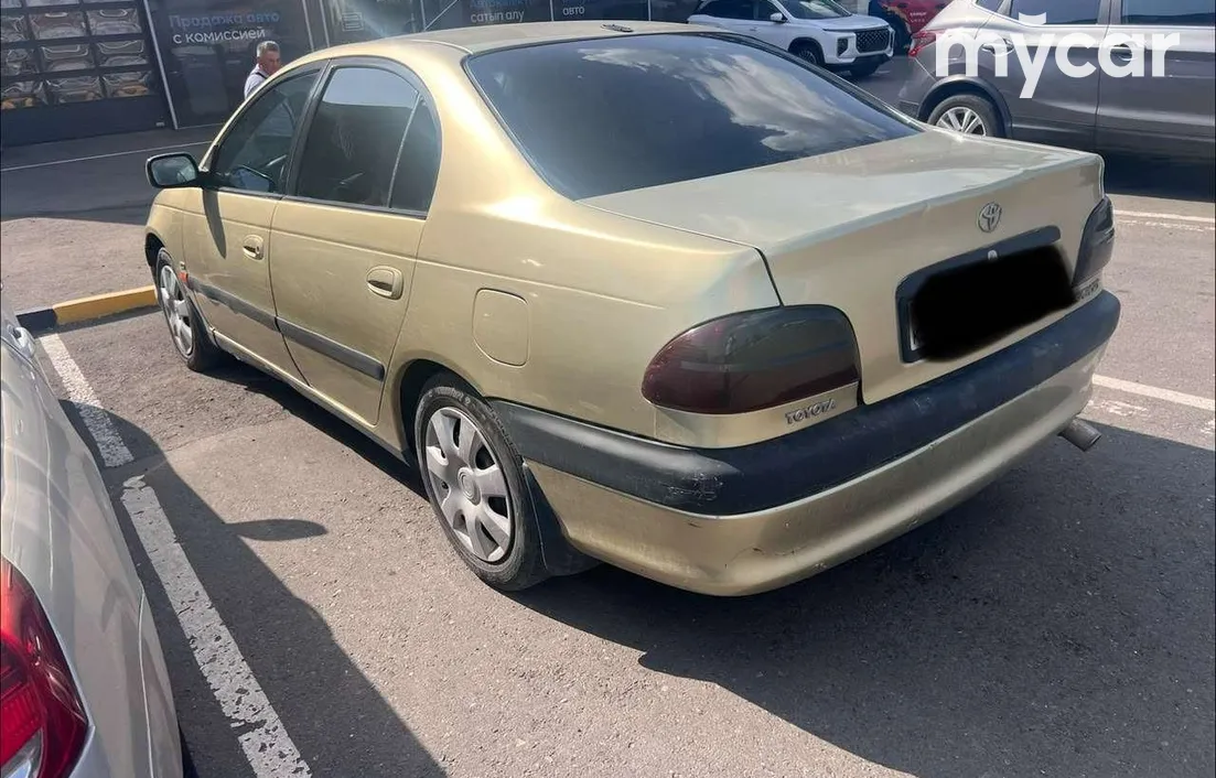 Toyota Avensis 2001