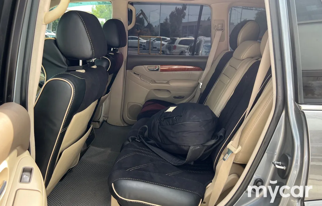 Lexus GX 2004