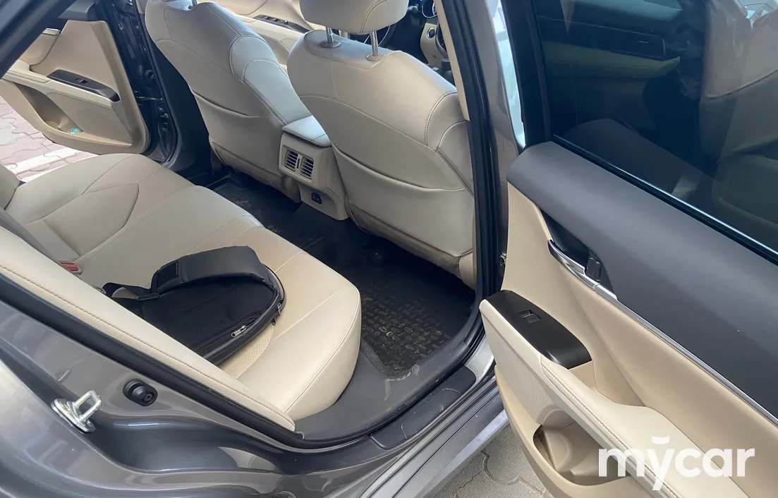 Toyota Camry 2023
