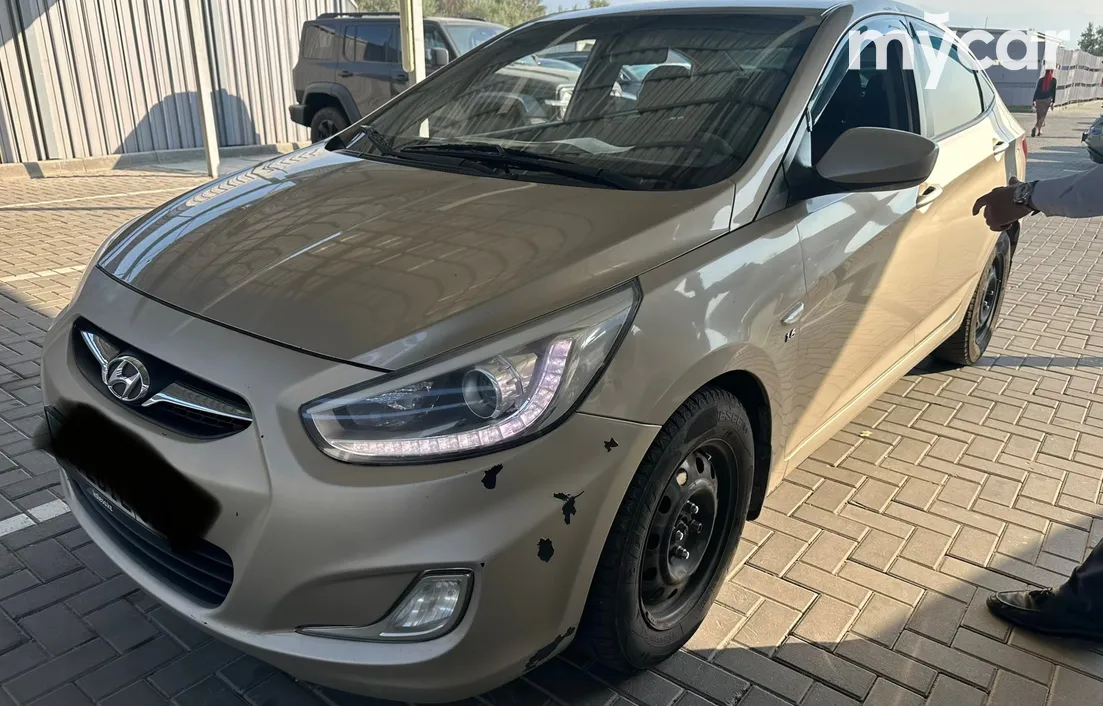 Hyundai Accent 2014