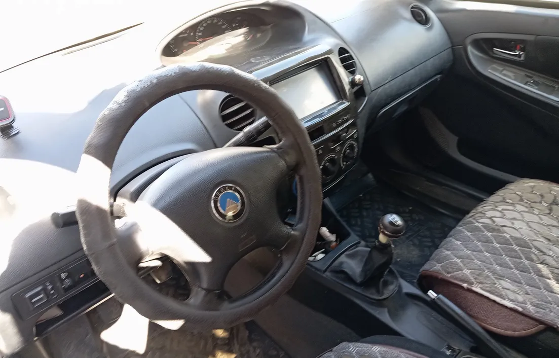 Geely MK 2013
