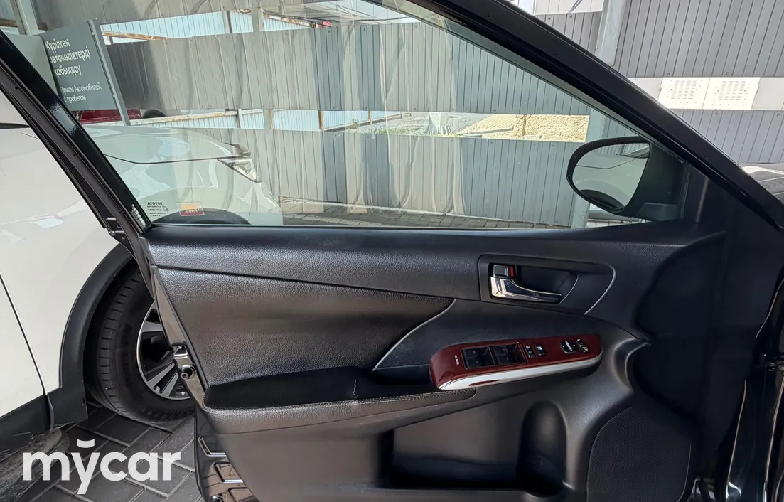 Toyota Camry 2012