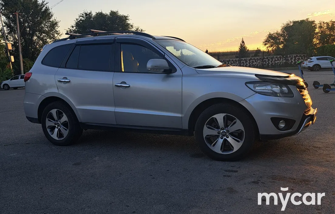 Hyundai Santa Fe 2012