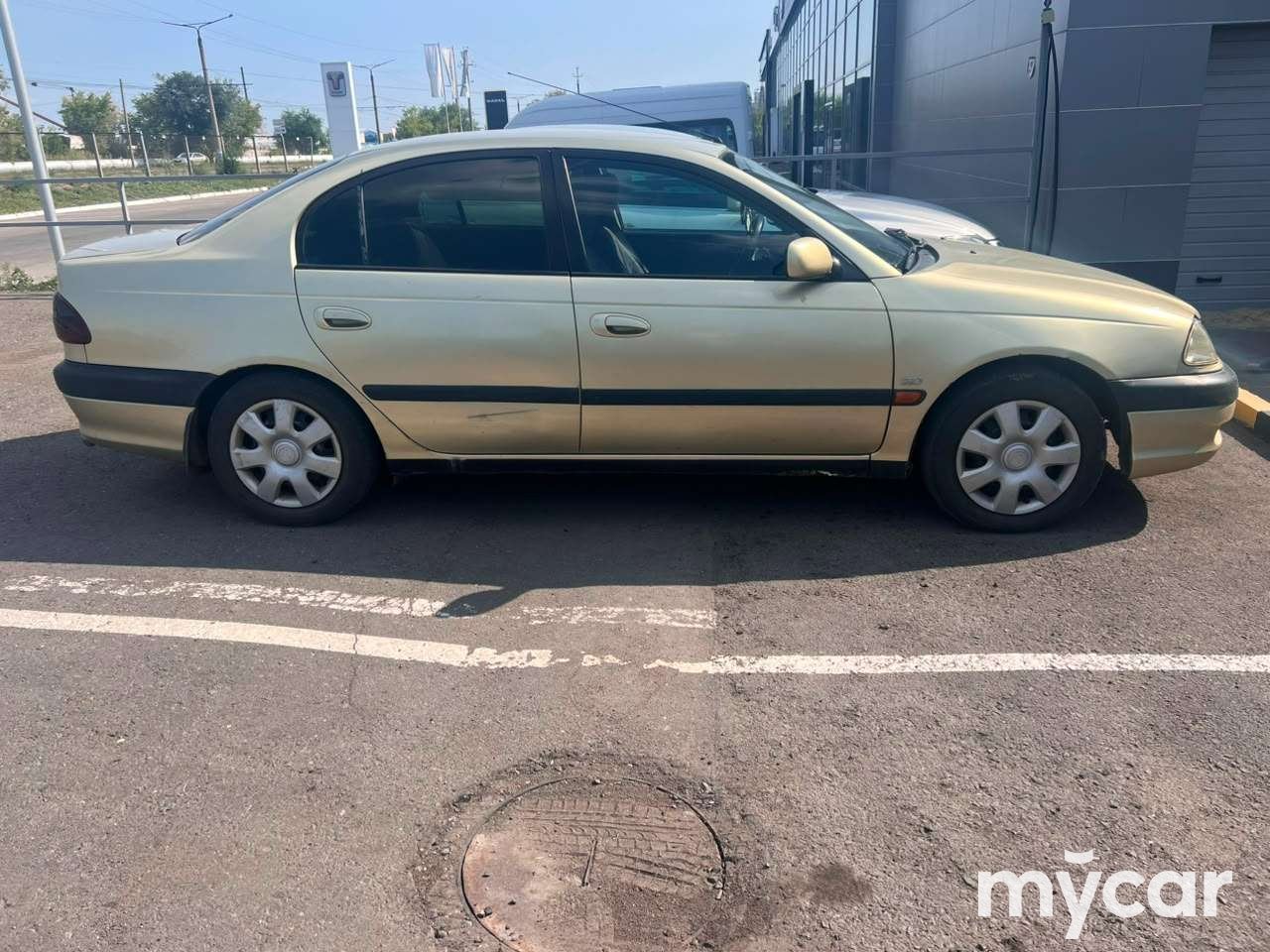 Toyota Avensis 2001