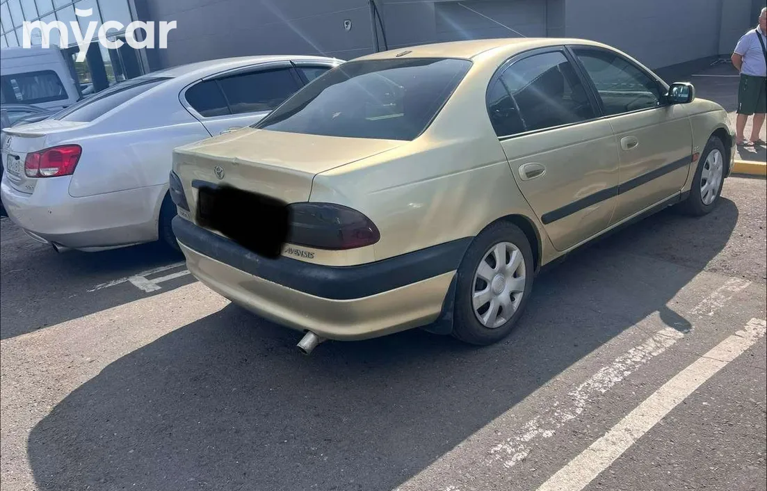 Toyota Avensis 2001
