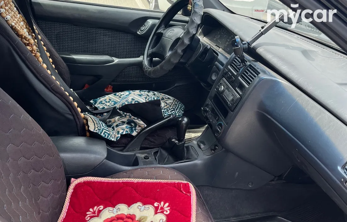 Toyota Carina 1995
