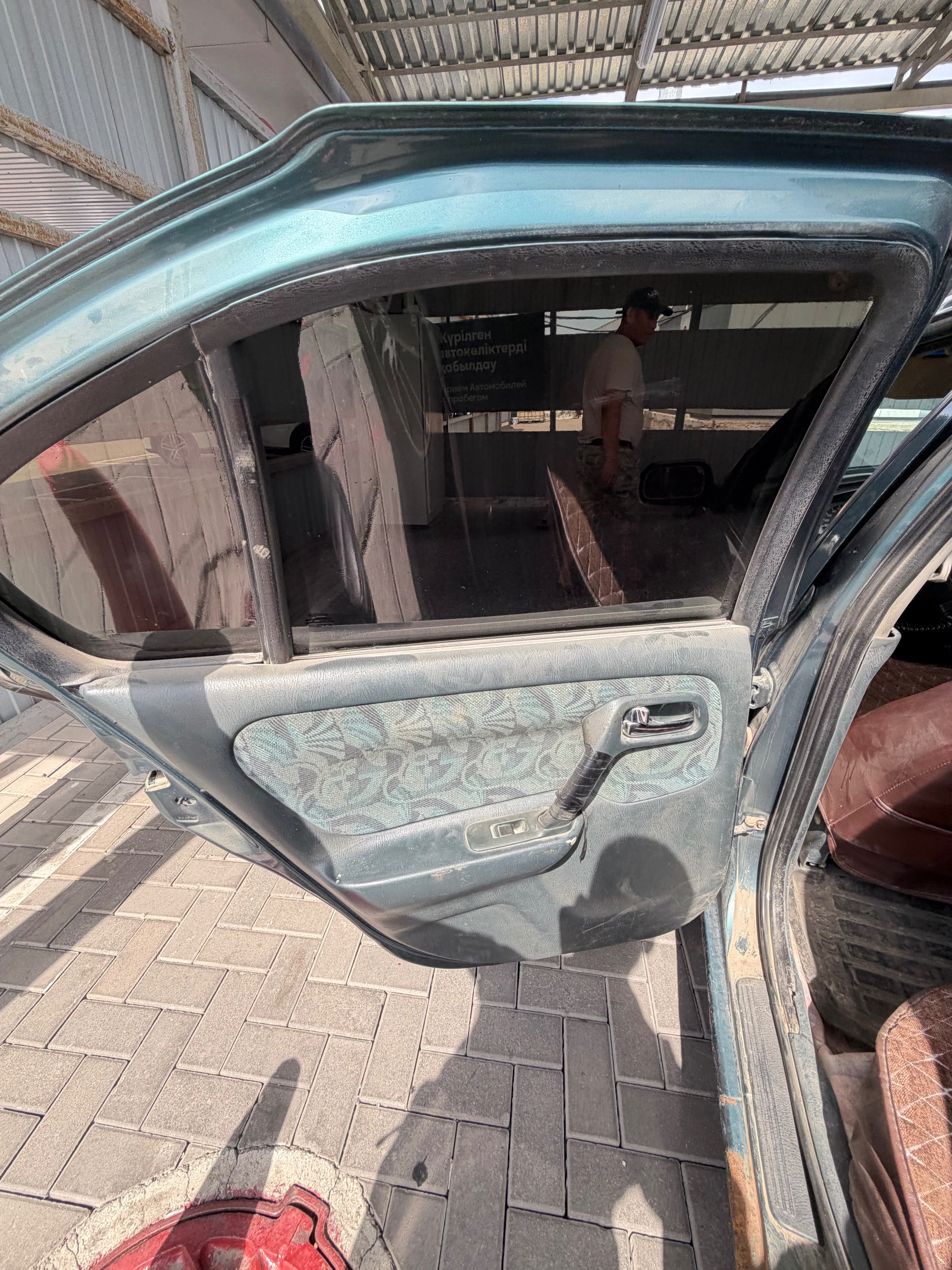 Nissan Primera 1998