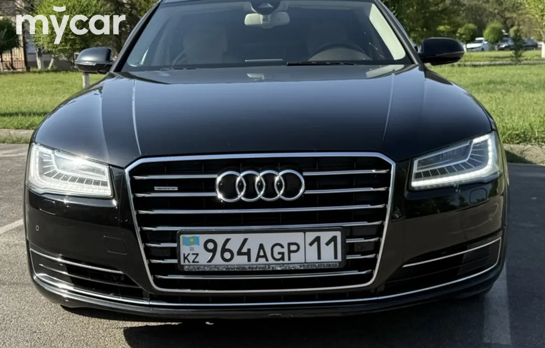 Audi A8 2016
