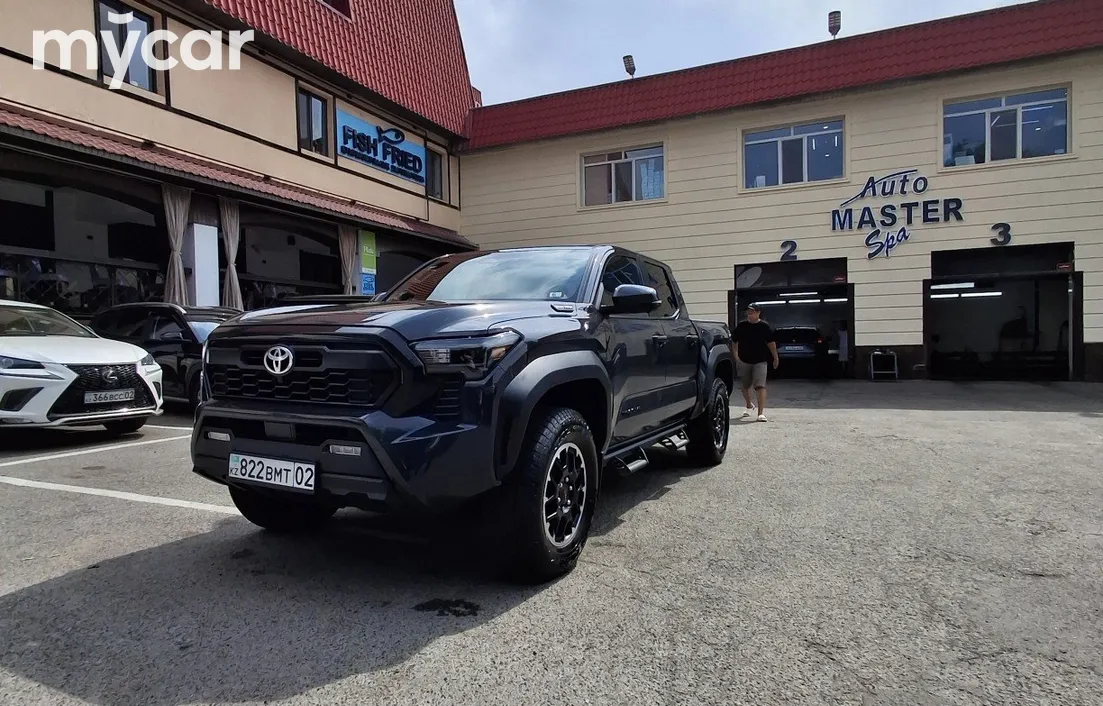 Toyota Tacoma 2024