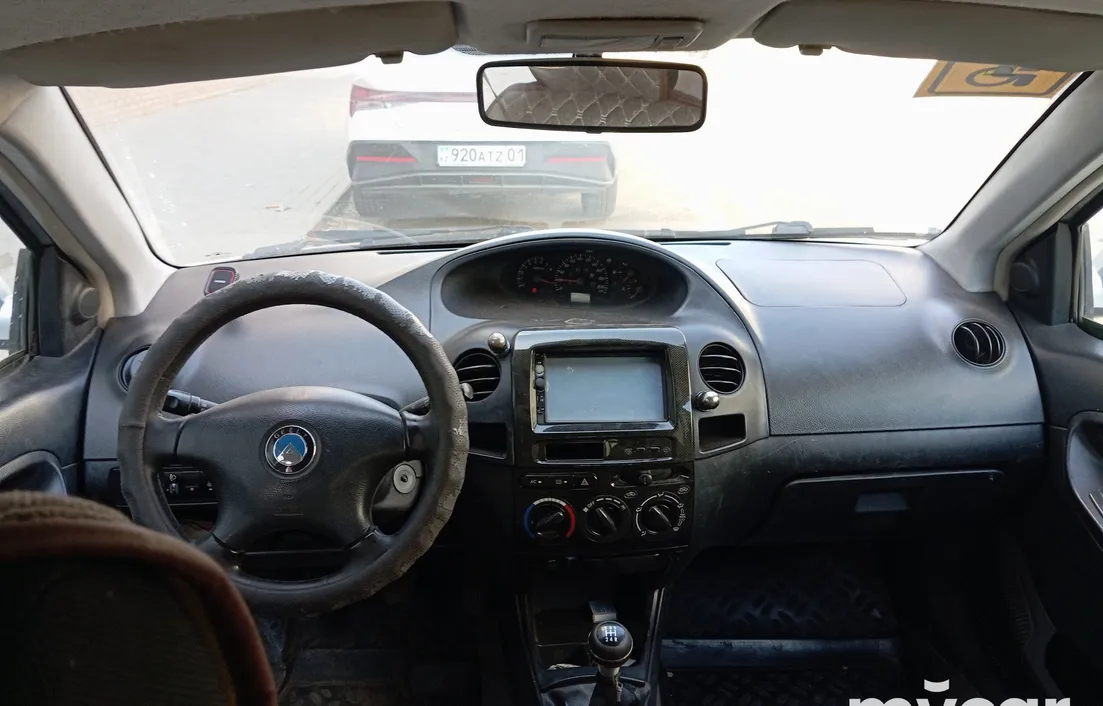 Geely MK 2013