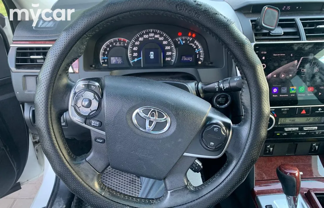Toyota Camry 2013