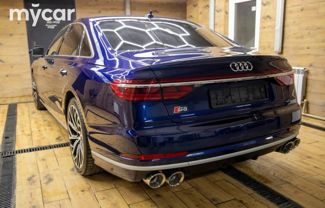 Audi A8 2019