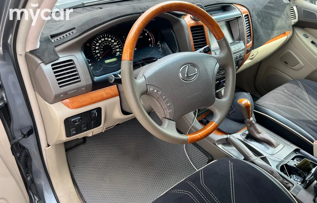 Lexus GX 2004