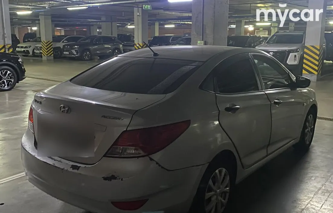 Hyundai Accent 2012