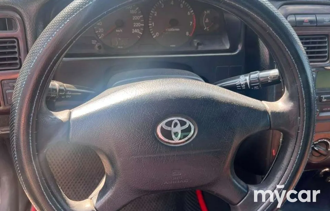 Toyota Avensis 2001